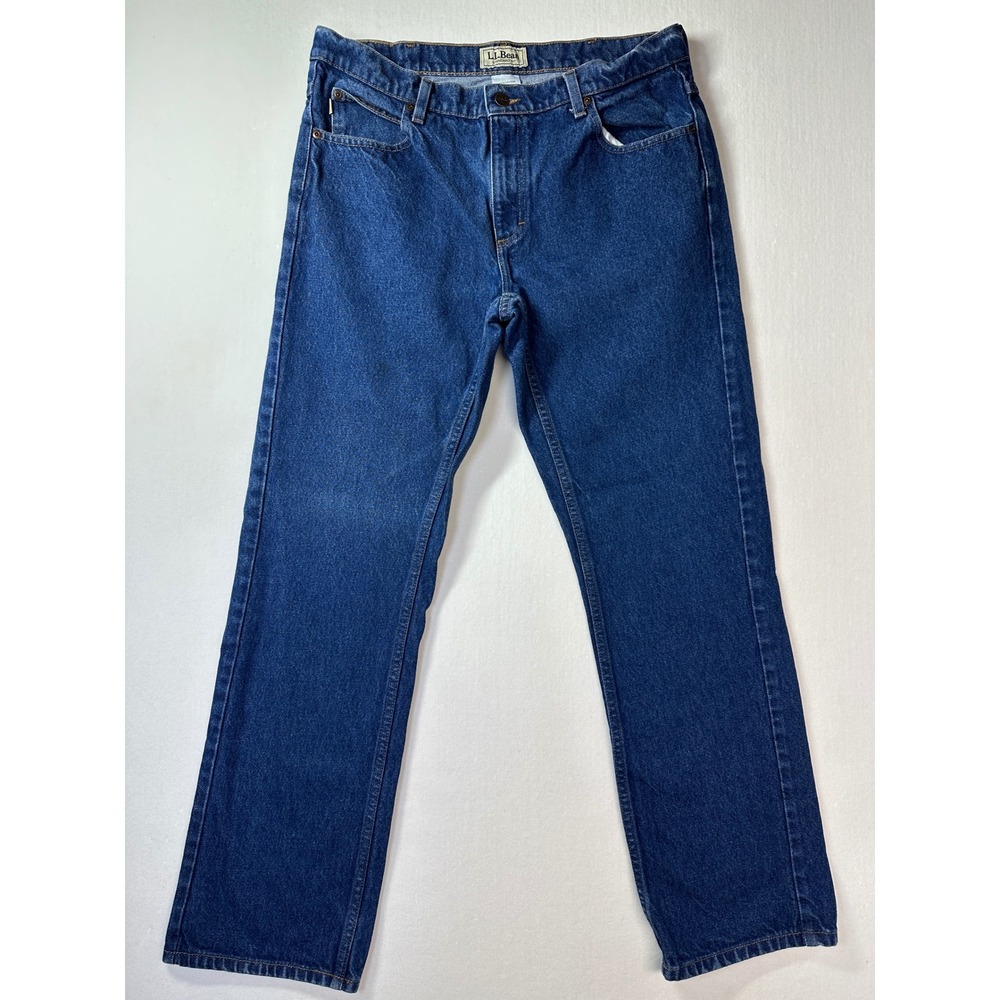 LL Bean Standard Fit Mens Jeans 35x32 Medium Wash Blue Denim Straight Leg